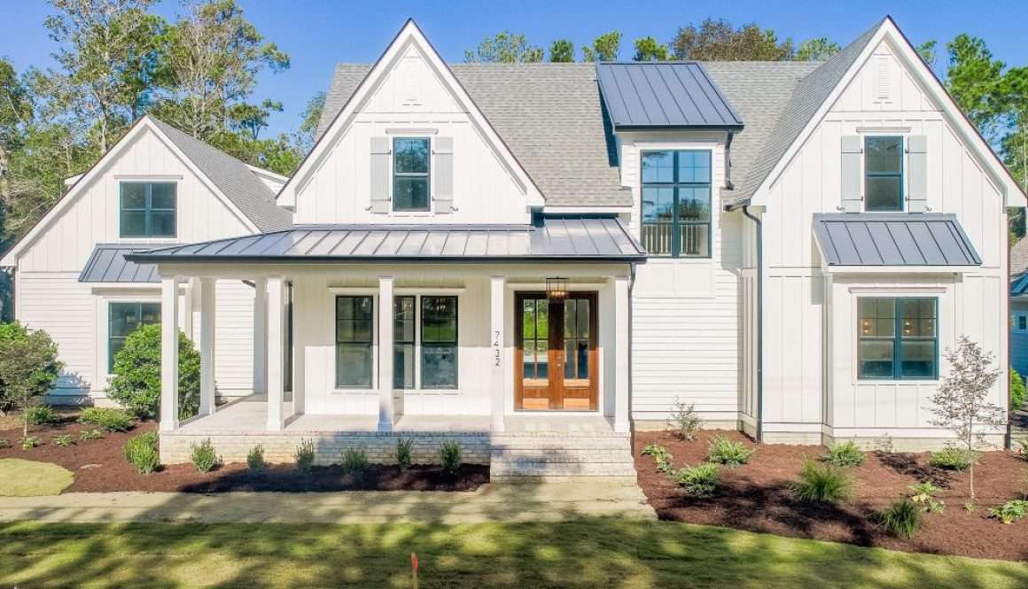 exterior of a Richard Wallace Builder home in the East & Mason community